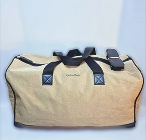 Calvin Klein Beige & Black Duffel Weekender Travel Bag - Shoulder Strap Blk Trim - Picture 1 of 12