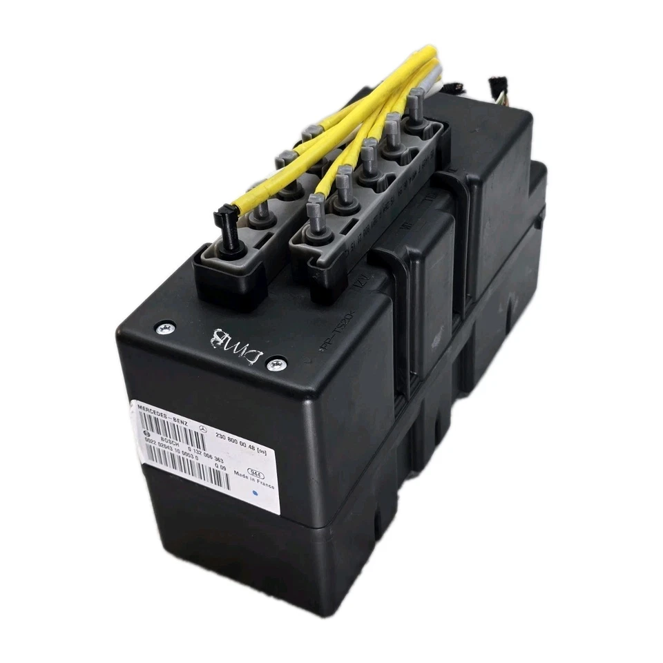 Bomba cierre centralizado mercedes-benz clase r230 sl 2308000048 0132006363 Foto 1 de 4