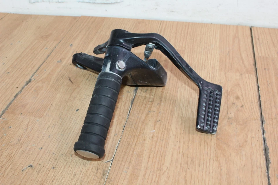 Pedal de freno trasero Victory Vegas 2005 8 bolas Foto 1 de 4