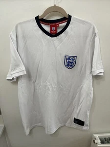 England Football Fan Shirt 2018 White T Shirt England Authentic Wear XL - Picture 1 of 9