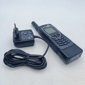 Iridium Extreme 9575 Satellite Phone Emergency SOS w/ USBAdaptor & Wall Charger - Picture 1 of 11