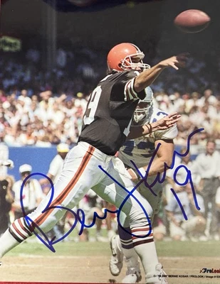 Foto a color firmada por Bernie Kosar de 8x10 con boleto de firma y certificado de autenticidad Foto 1 de 2