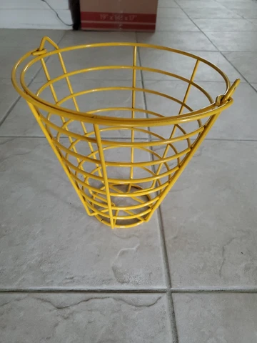 NEAT  Heavy Wire Golf Ball Farmhouse Yellow Egg Gathering Handled Basket Cover
