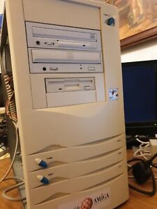 Commodore Amiga 1200 6MB Computer Elbox Power Tower . External keyboard & mouse
