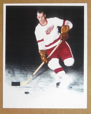 Detroit Red Wings Gordie Howe - Foto a color de carrera temprana Foto 1 de 3
