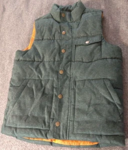 T581 OLD NAVY LARGE 10-12 GREEN LINED ORANGE SLEEVELESS POCKET KID PUFFER VEST - Picture 1 of 21