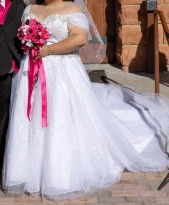 vestidos de novia talla grande 24W Foto 1 de 4