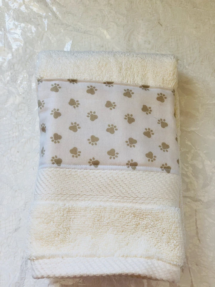 Estampados de patas de mascotas - toalla de mano decoración baño cocina marfil  Foto 1 de 1