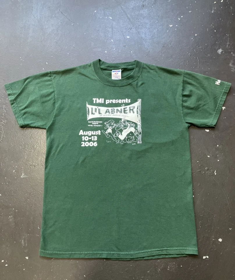Camisa De Colección 2006 Lil Abner Comedia Musical Play Teenage Musicals Inc Verde M Foto 1 de 4