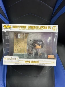 Harry Potter Plataforma de Entrada 9 3/4 Exclusivo Funko Pop! figura #81 con protector - Imagen 1 de 11