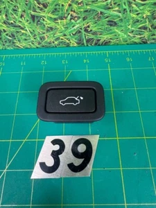 12-17 RANGE ROVER EVOQUE MALETERO PUERTA TRASERA INTERRUPTOR BOTÓN DE CONTROL ABIERTO OEM - Imagen 1 de 9