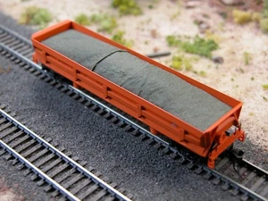 Hay Bros TARP COVERED LOAD (OD GRN) - Fits Atlas & Walthers DIFCO Side-Dump Cars - Picture 1 of 6