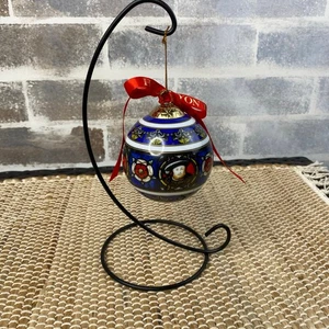 RARE Halcyon Days Fine Bone China Christmas Bauble Henry VIII Tudor Roses 3" - Picture 1 of 11