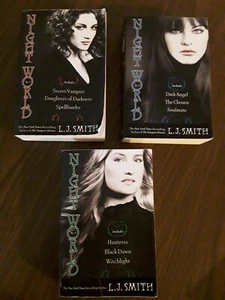 Lot of 3 Night World PB Books Volumes 1 2 3 L.J. Smith paperback - Foto 1 di 3