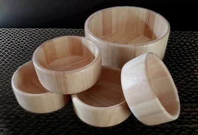 Juego de ensaladeras vintage de 5 piezas The Cellar Macy's madera maciza ligera usado en excelente estado Foto 1 de 4