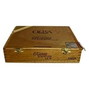 Oliva Connecticut Reserve Wooden EMPTY Cigar Box 8 1/2" x 5 3/4" - Picture 1 of 11