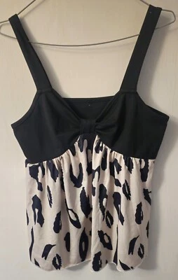 Unbranded Leopard Print Top, Good Condition, Size M, Location 1-B - Image 1 of 2