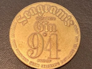 Seagram's Golden 94 Prf Gin You Pay Spinner Drink Bar Gioco Gettoni Metallo - Foto 1 di 11