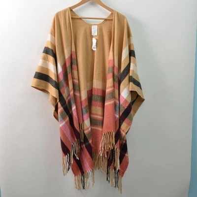 Woolrich NWT Poncho Shawl Blanket Wrap Womens One Size Polyester Blend Plaid - Image 1 of 4