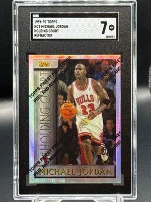 Michael Jordan 1996-97 Topps Holding Court Refractor #HC2 Bulls SGC 7 - Изображение 1 из 2