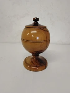 Dose, Kanne, Bonboniere aus Olivenbaum - Bild 1 von 16