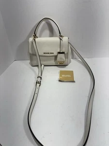 Michael Kors Ava Extra-Small White Saffiano Leather Crossbody Bag Shoulder COA - Picture 1 of 14