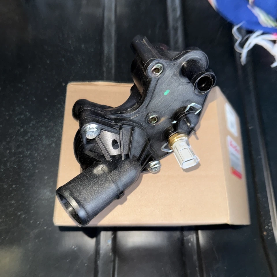 Motorad TA2860S | Engine Coolant Thermostat Housing Assembly Ford Explorer - Image 1 of 3