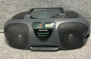 Magnavox Boombox AZ8267 Bass Reflex CD Radio Cassette Recorder 3-Band Equalizer - Picture 1 of 21