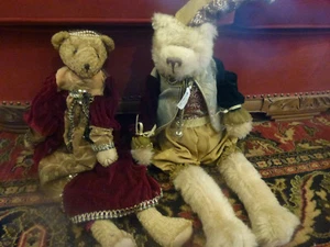 Renaissance Bären Neu mit Etikett Narr & Mädchen Bär 24 Zoll lang - Bild 1 von 10