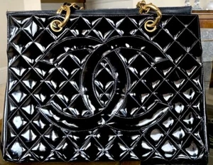 Vintage CHANEL CC Logo Large Black Patent Leather Gold HDW Quilted Tote Bag - Picture 1 of 18