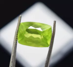 8,90 Ct Naturale Bellissimo Peridoto Verde Forma Cuscino Certificato Gemma Sciolta - Foto 1 di 4