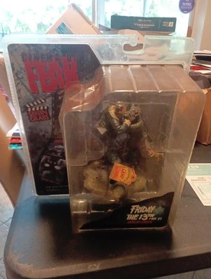 Cinema of Fear Friday the 13th Part 6 Jason Lives Figure Diorama Voorhees Mezco - Image 1 of 4