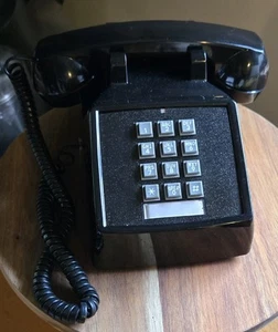 Vintage Cortelco Black Push Button Desk Phone Telephone - Zdjęcie 1 z 6