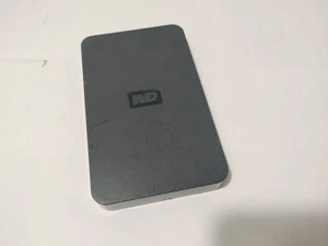 Disco duro externo portátil Western Digital Elements 300 GB - Imagen 1 de 2