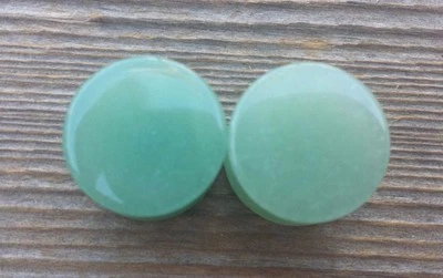 PAR DE TAPONES PLANOS AVENTURINA VERDE REAL MEDIDORES JOYERÍA CORPORAL DOBLE ACAMPANADO Foto 1 de 4