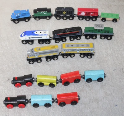 Wooden Train Toy Lot of  17 - Изображение 1 из 4