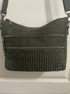 Lug Slider  Crossbody Adjustable Purse Green  Travel Nylon Pockets - Picture 1 of 7