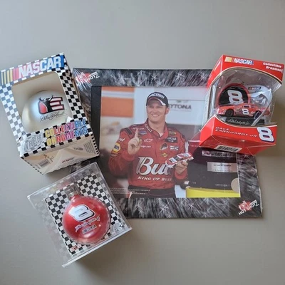 Foto del campeón de Daytona NASCAR Dale Jr. #8 2004, coche 2005 y adornos de bombilla #8 Foto 1 de 4