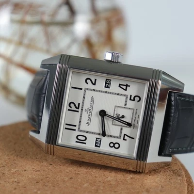 Jaeger-LeCoultre Reverso Squandra Hometime | 35mm | Automático | Ref. 230,8,77 Foto 1 de 4