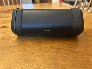 Nyne B4 Bluetooth Speaker TESTED WORKS Read - Picture 1 of 9