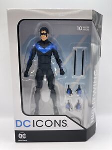 DC Essentials Nightwing Hush Gotham Knights Silence 2017 Excellent Condition