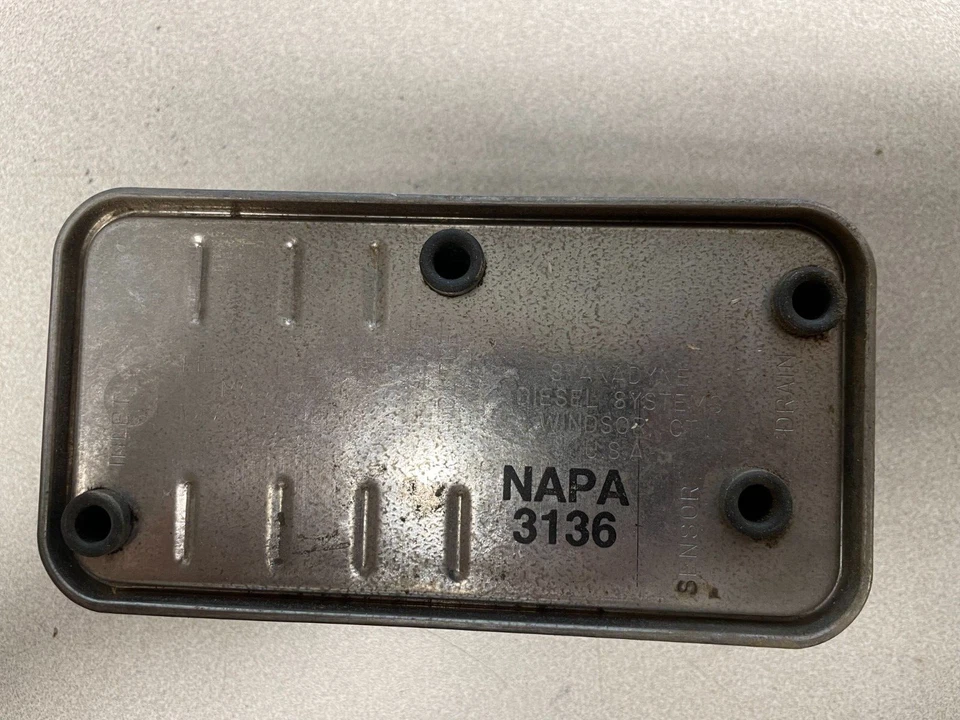 NOS NAPA OEM Gold Fuel Filter 87-91 GMC V1500 3136 - Image 1 of 4