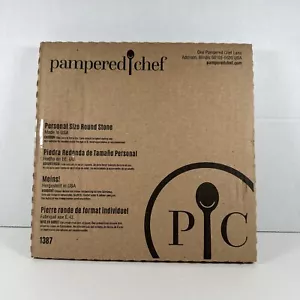 PAMPERED CHEF 9" PERSONAL SIZE PIZZA STONE - NEW IN PACKAGE - Picture 1 of 6
