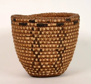 Western Salish Puget Sound Basket - Picture 1 of 6