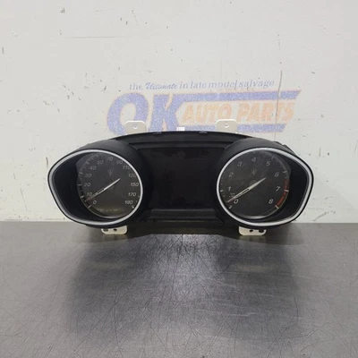 Cuadro de instrumentos velocímetro Maserati Levante SQ4 Gransport 2020 3,0 L Foto 1 de 4
