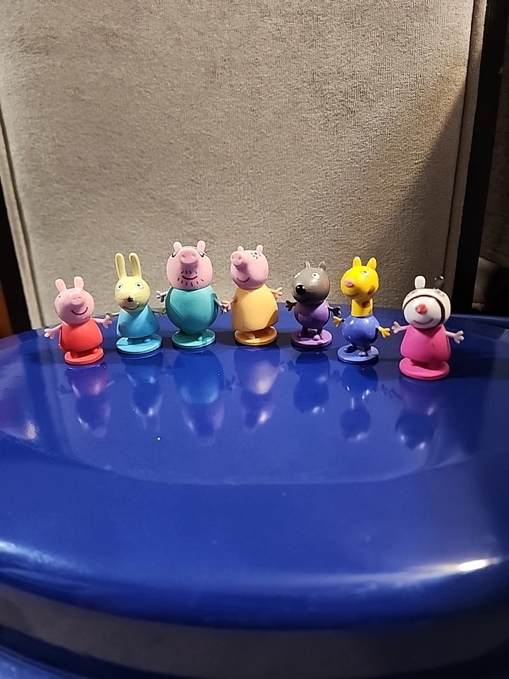 Lote de 7 figuras de la familia Peppa Pig 2003 Foto 1 de 4