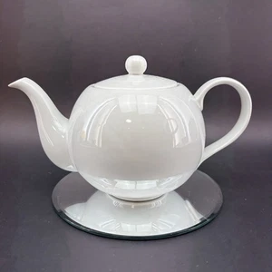 Royal Doulton Gordon Ramsay Maze White Teapot Ceramic Pottery England Medium - Picture 1 of 13