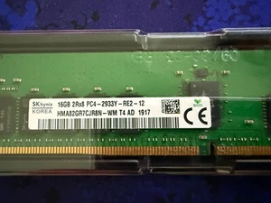 RAM Hynix 16 Go DDR4 RDIMM 2933 MHz HMA82GR7CJR8N ECC pour serveur - Photo 1/2