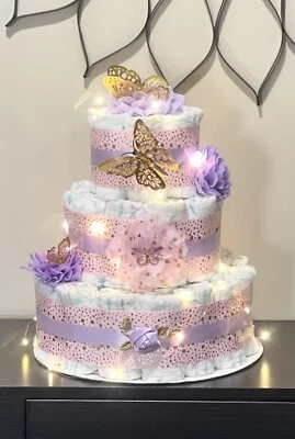 Pañal mariposa de 3 niveles pastel baby shower niña con luz de hadas Foto 1 de 2