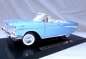 Road Signature Diecast 1957 TRI-5 Chevrolet Bel Air Convertible 1:18 MINT IN BOX - Picture 1 of 23